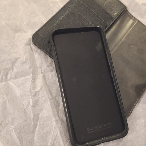 Blu Element 2 in 1 Folio Case Black/Gray for iPhone 11/XR Cases - Picture 3 of 4